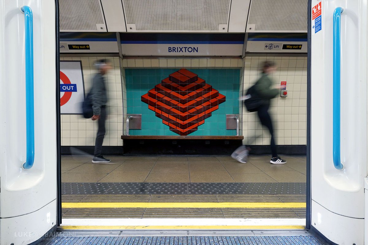 Joe Brown (@joebrownlondon) on Twitter photo #OnThisDay 54 years ago the Victoria Line opened between Victoria and Brixton via Vauxhall and Stockwell (Pimlico opened in 1972). It was intended to continue to Streatham Hill, Streatham, and Norbury but never made it beyond here. More <a href="/tubemapper/">Tube Mapper - Luke Agbaimoni</a> magic buff.ly/c0fy7Mz #OnThisDay 54 years ago the Victoria Line opened between Victoria and Brixton via Vauxhall and Stockwell (Pimlico opened in 1972). It was intended to continue to Streatham Hill, Streatham, and Norbury but never made it beyond here. More <a href="/tubemapper/">Tube Mapper - Luke Agbaimoni</a> magic buff.ly/c0fy7Mz