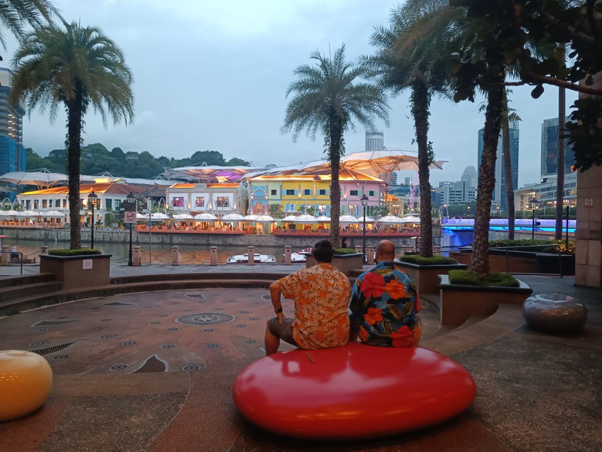 Pintorpin's tweet image. Another awesome FaB trip comes to an end, I'm in a place I never thought I would be discovering tons of new things.
Thank you to all of you that took a moment to say hi (share your photos with me if you took one, would be great to have them!)
Can't wait for the next one!