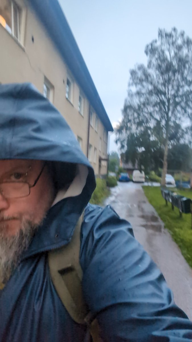 gamedin_77's tweet image. Skönt med Regning morgon som omväxling. 🤘😎🤘

#oftoworkwego✅