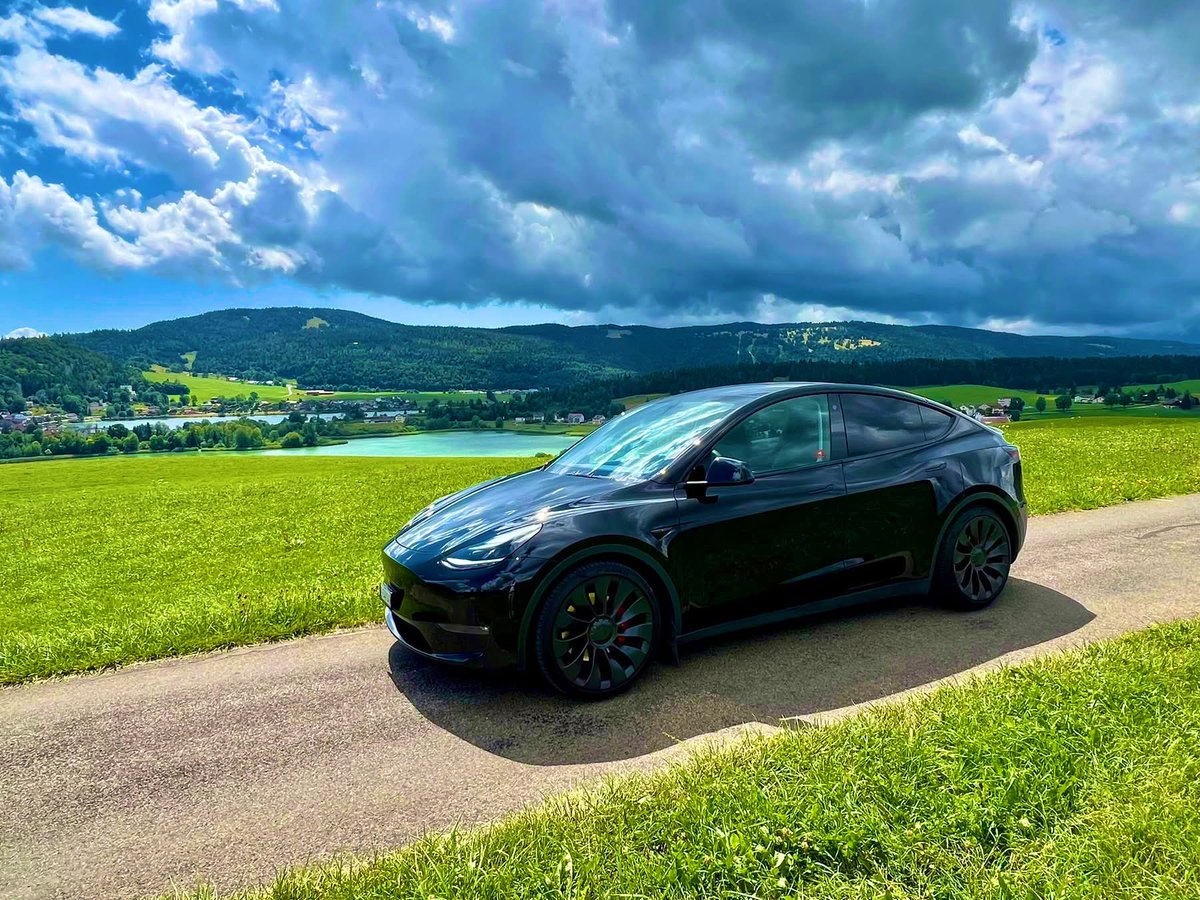 EstherRebers's tweet image. Good morning world!
Part nine hundred thirty-two @Tesla @teslaeurope