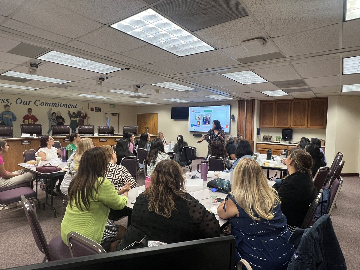 MrsCastaneda40's tweet photo. #NSDnow preschool staff, and their new coordinator Mrs. JC-Tacto, are ready for our students tomorrow. #fungroup 😁 https://t.co/SiwmmkwuXa