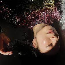 more_records's tweet image. 【Tujiko Noriko /Crépuscule I & II】
映画界にも進出したフランス在住アーティスト、ツジコノリコ。気鋭映像作家ジョージ・コヤマとの共同監督映画『Kuro』のサントラを経て完成したのは「Crépuscule(薄明かり)」と題された映画のような2枚組大作!
⇒ morerecords.jp/?pid=172030735
