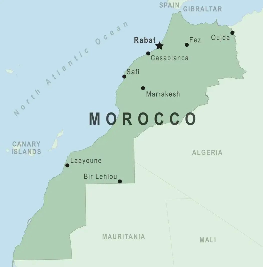 Il y a « certains » pseudo-journalistes espagnols 🇪🇸, payés par le régime militaire algérien 🇩🇿, qui doivent comprendre que plus ils tenteront d'attaquer - par le mensonge et la manipulation - l'unité du Royaume du Maroc 🇲🇦, plus le peuple marocain sera et sera uni autour du Roi