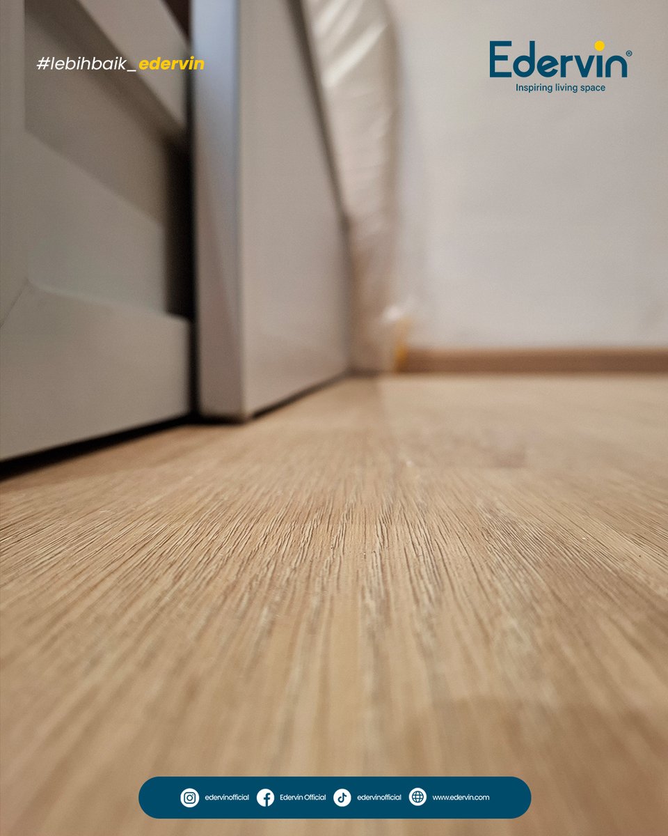 EdervinOfficial's tweet image. Kamar anak nggak cuma soal warna cerah dan mainan.
Tapi juga tentang kenyamanan, kehangatan, dan keamanan.
SPC RV-453 hadir dengan nuansa natural yang adem &amp;amp; homey—bikin anak betah seharian main di kamar 💛

Yuk, Orde dan Pasang Sekarang di Edervin!!!
#SPCFlooring #KamarAnak