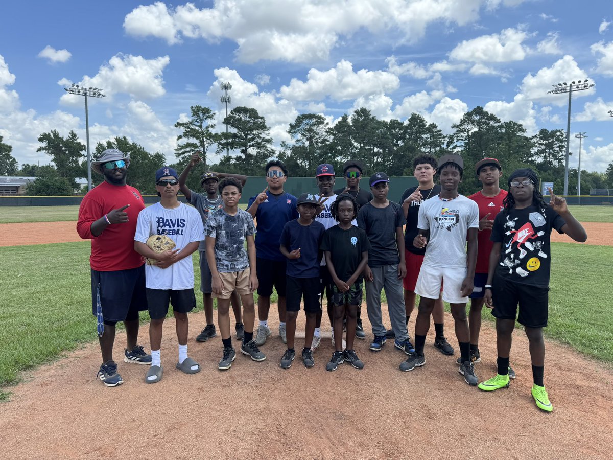 Aldine Davis Falcons Baseball (@_davisbaseball) on Twitter photo Day 2 at baseball camp! ⚾️ Kicking off our first session with fielding and base running fundamentals. Huge thanks to our awesome coaches for helping our young Falcons soar! 🦅💪 #BaseballCamp #YoungAthletes <a href="/AldineSports/">AldineISDSports</a> <a href="/Davis9_AISD/">Davis 9 IB - Aldine ISD</a> <a href="/DavisHS_AISD/">General Benjamin O. Davis, Jr. Senior High School</a> <a href="/Coach_GWarren25/">George L Warren</a> Day 2 at baseball camp! ⚾️ Kicking off our first session with fielding and base running fundamentals. Huge thanks to our awesome coaches for helping our young Falcons soar! 🦅💪 #BaseballCamp #YoungAthletes <a href="/AldineSports/">AldineISDSports</a> <a href="/Davis9_AISD/">Davis 9 IB - Aldine ISD</a> <a href="/DavisHS_AISD/">General Benjamin O. Davis, Jr. Senior High School</a> <a href="/Coach_GWarren25/">George L Warren</a>