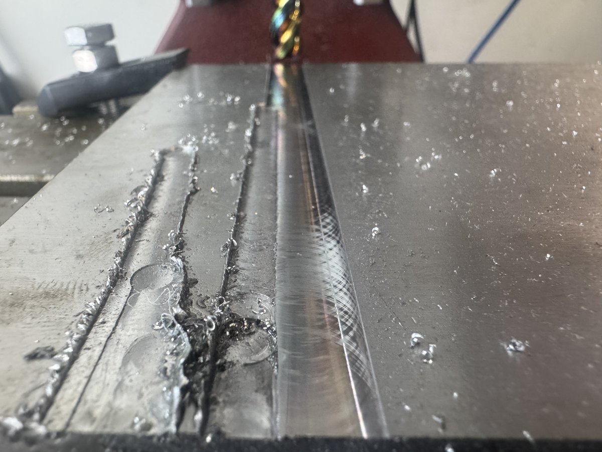 digitalspaz's tweet image. Holy cow, it’s so much better than I expected.
This is just some no name 1/2” end mill and I’m manually operating the cnc.
Just cuts like butter.
Can’t wait to try the 2” fly cutter.