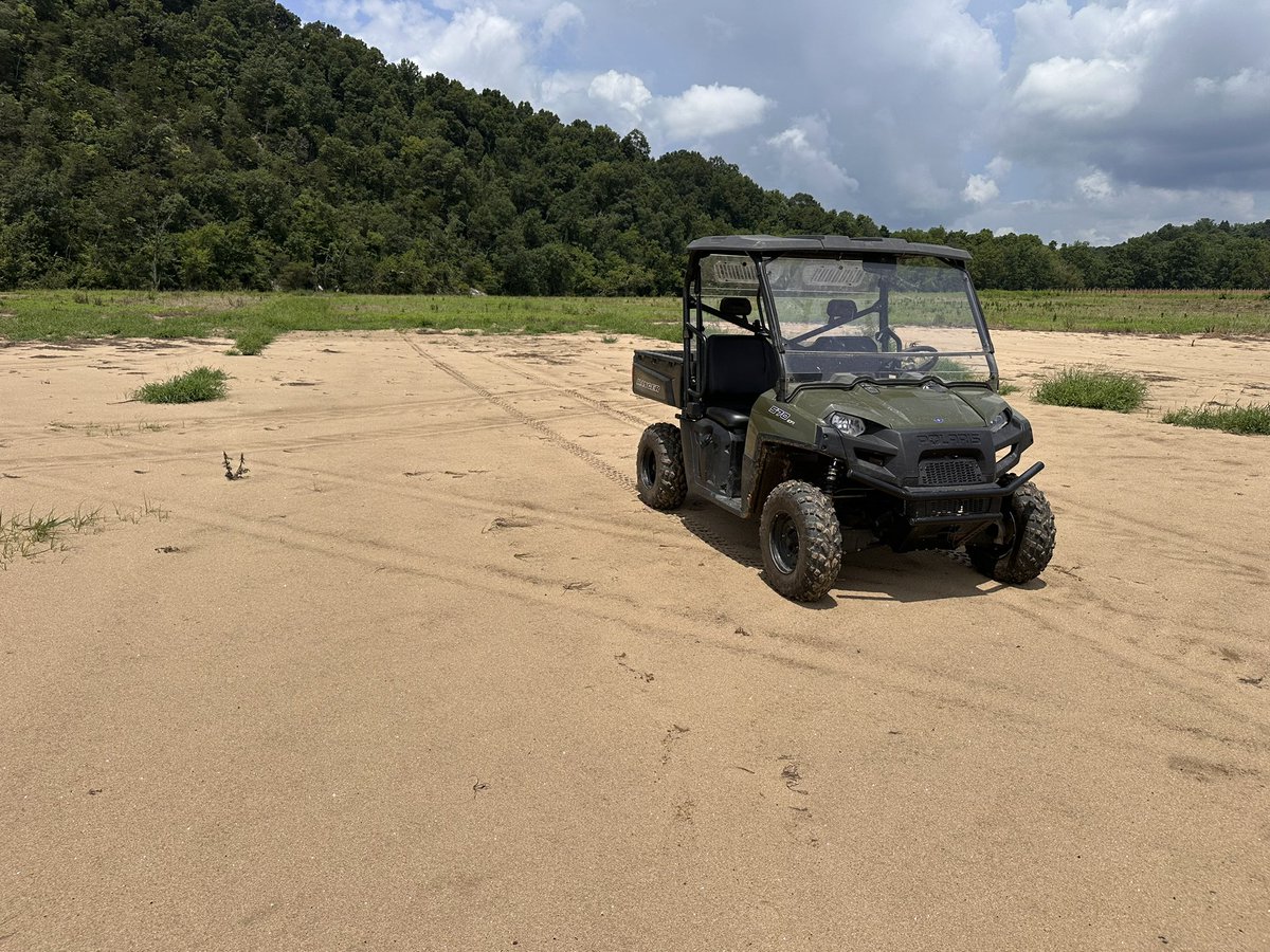 Bruno Pedreira (@pedreirabc) on Twitter photo Just another day in East TN: horses, hayfields, and flood recovery. Every trip brings its own adventure and new challenges.
<a href="/utbeefandforage/">UTBFC</a>
<a href="/UTPlantSciences/">UT Plant Sciences</a>
<a href="/utextension/">UT Extension</a>
<a href="/UTIAg/">UT Institute of Agriculture</a> Just another day in East TN: horses, hayfields, and flood recovery. Every trip brings its own adventure and new challenges.
<a href="/utbeefandforage/">UTBFC</a>
<a href="/UTPlantSciences/">UT Plant Sciences</a>
<a href="/utextension/">UT Extension</a>
<a href="/UTIAg/">UT Institute of Agriculture</a>