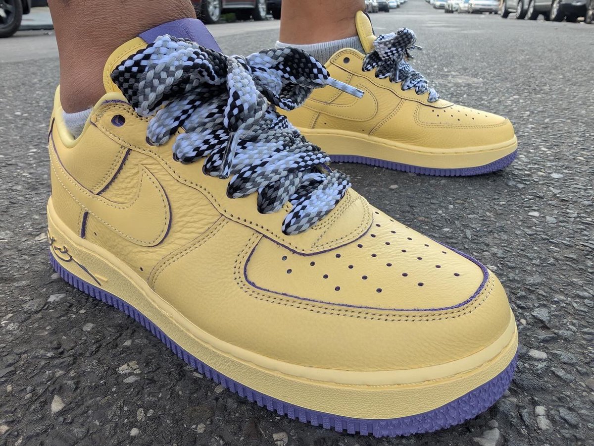 Sn3ak3r_Fr3ak3r's tweet image. #WDYWT #UnDS Kobe Protro Air Force 1’s .. love it when Air Force 1’s pays homage to Kobe .. they make them extra special .. #YourSneakersAreDope #iGotItOnStockX