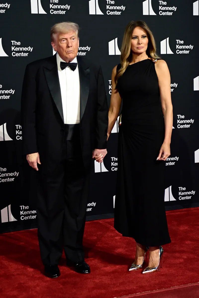 BreakingNews4X's tweet image. House Republicans Propose Naming Kennedy Center Opera House After Melania Trump
On Tuesday, House Republicans, led by Rep. Mike Simpson, R-Idaho, introduced a provision to rename the John F. Kennedy Center for the Performing Arts' Opera House in honor of former First Lady…