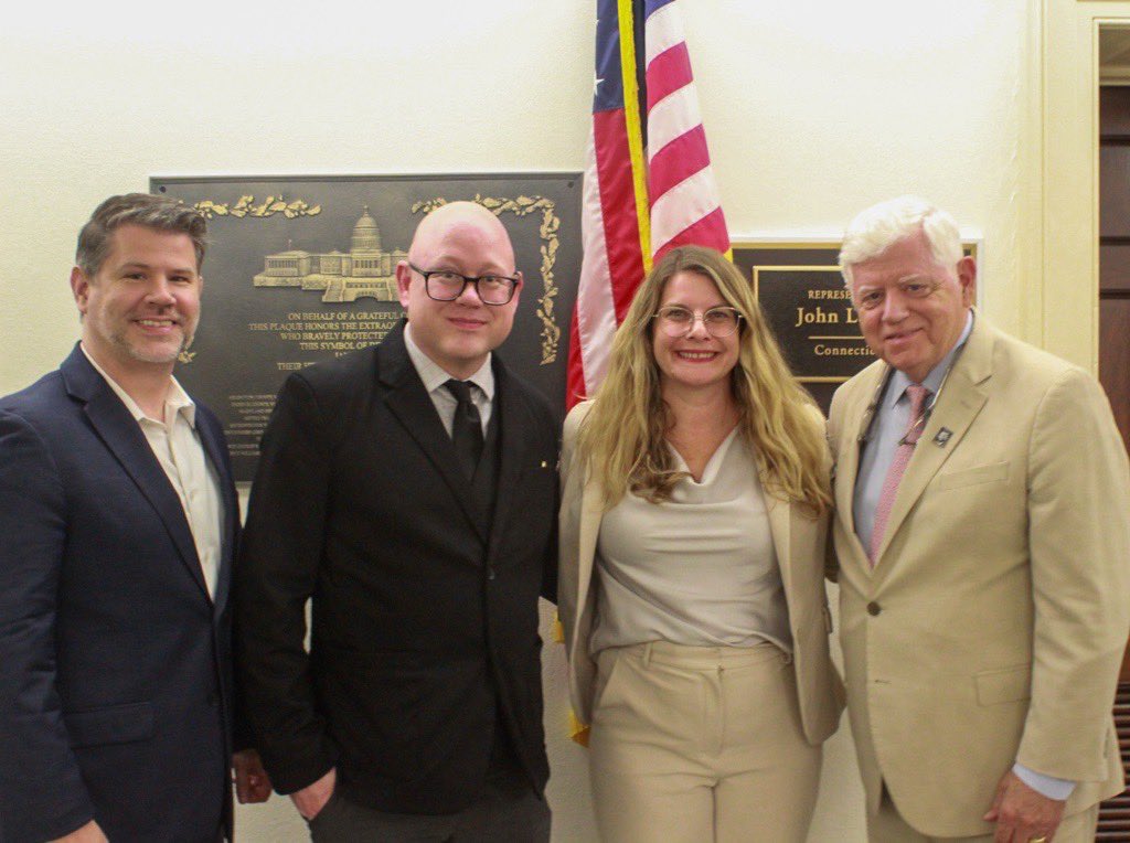 RepJohnLarson's tweet image. I met with @AFGENational Council 220 as we continue to work together to defend the dignity of work. Americans deserve assistance from real workers - not some AI algorithm - when they need help from their government. We’ll never stop fighting to protect YOUR hard-earned benefits!