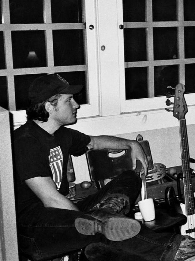 sentrypull's tweet image. these kinds of pictures of lewis… he’s so cute