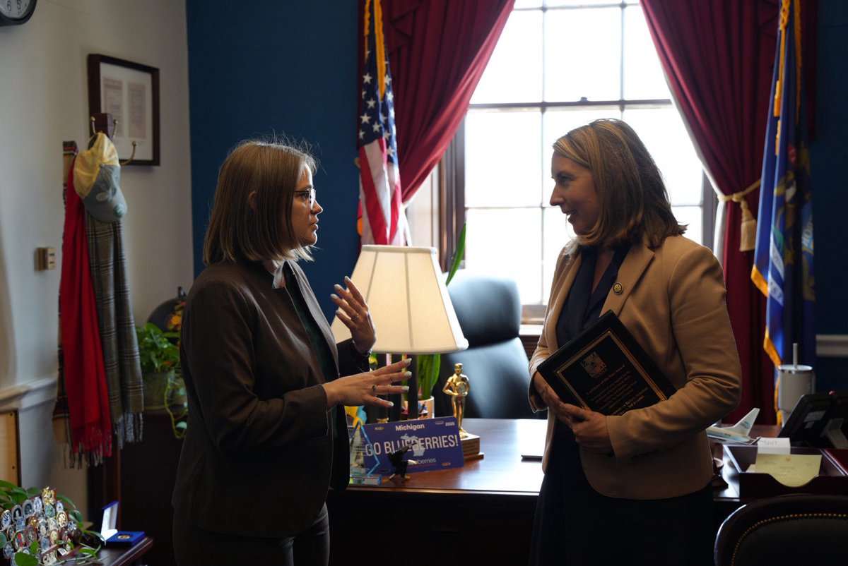 RepScholten's tweet image. My experience as a social worker strongly influences my work in Congress, and I was honored to accept the School Social Work Association of America Award as Social Work Legislator of the Year.