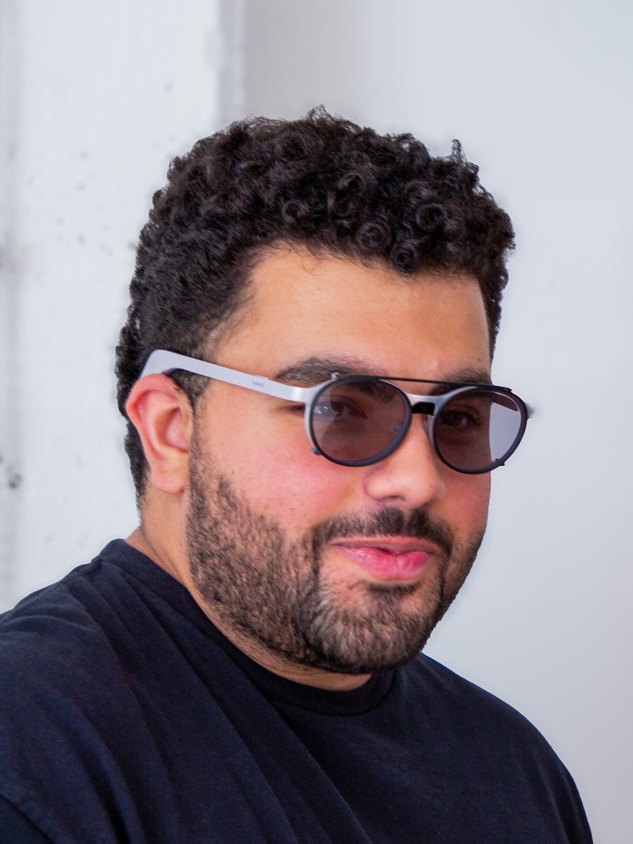 crsamra's tweet image. Ever since I was a kid I wanted to have a superpower.
Tomorrow, I’m dropping something that lets you clip moments from your life, exactly as you lived them.
Would have never expected Waves to emerge from sticking sensors on my face 2 years ago.
Thankful for everything so far.
