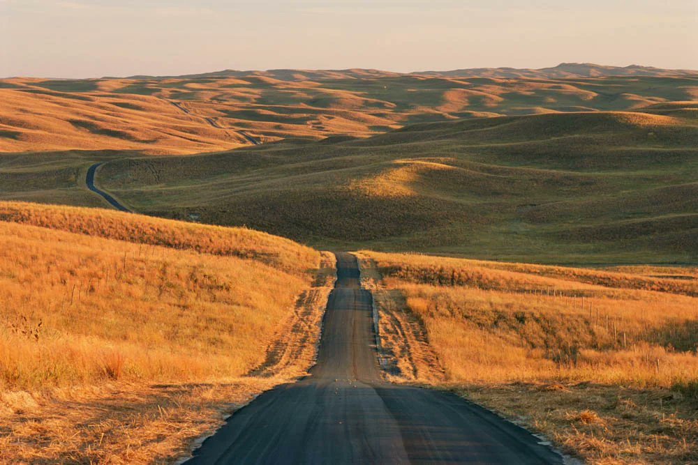 shagbark_hick's tweet image. I always laugh when people say that Nebraska sucks.
They drive through on I-80, zip past everything, and say "wow, it's so boring."
Like most places, it's only "boring" if you stay on the Interstate.