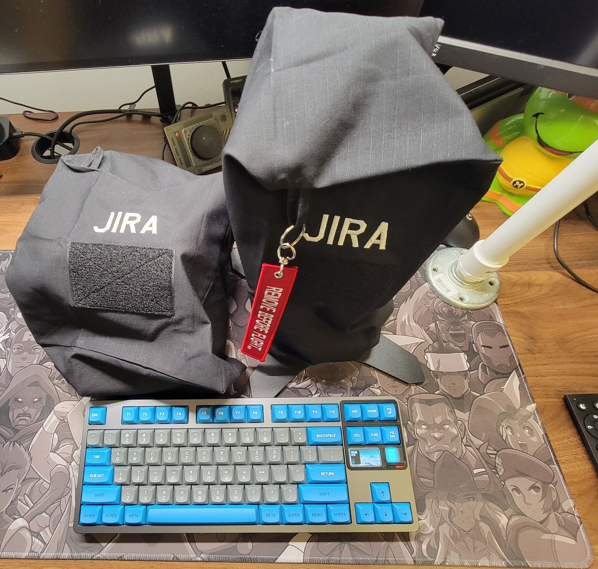 MeatheadMilitia's tweet image. My @RobertsSpaceInd keyboard build is finished!
My custom JIRA org @VIRPILControls covers also arrived!