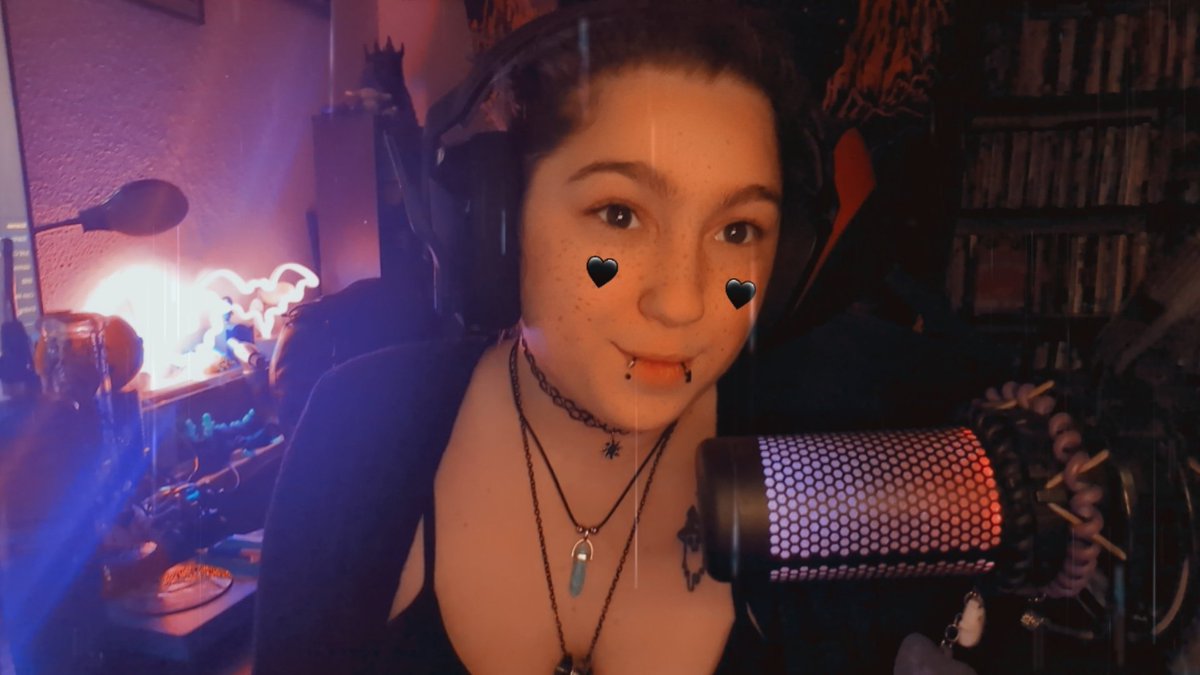 More #seasonsrp tonight! Come vibe ✨

twitch.tv/sallyredeye 

#420friendly #420community #twitchaffiliate #TwitchStreamers #SmallStreamersConnect