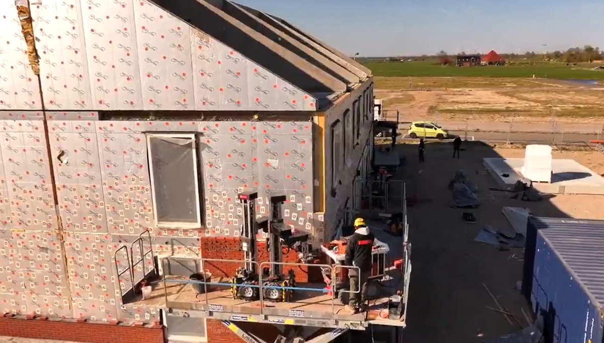 chris_j_paxton's tweet image. To me, construction seems like almost a worst-case scenario for robotics. Lots of contact, high precision requirements, dangerous in case of failures, impossible to control lighting, you even might have to deal with weather!
And yet, a bunch of robotics companies are trying to…