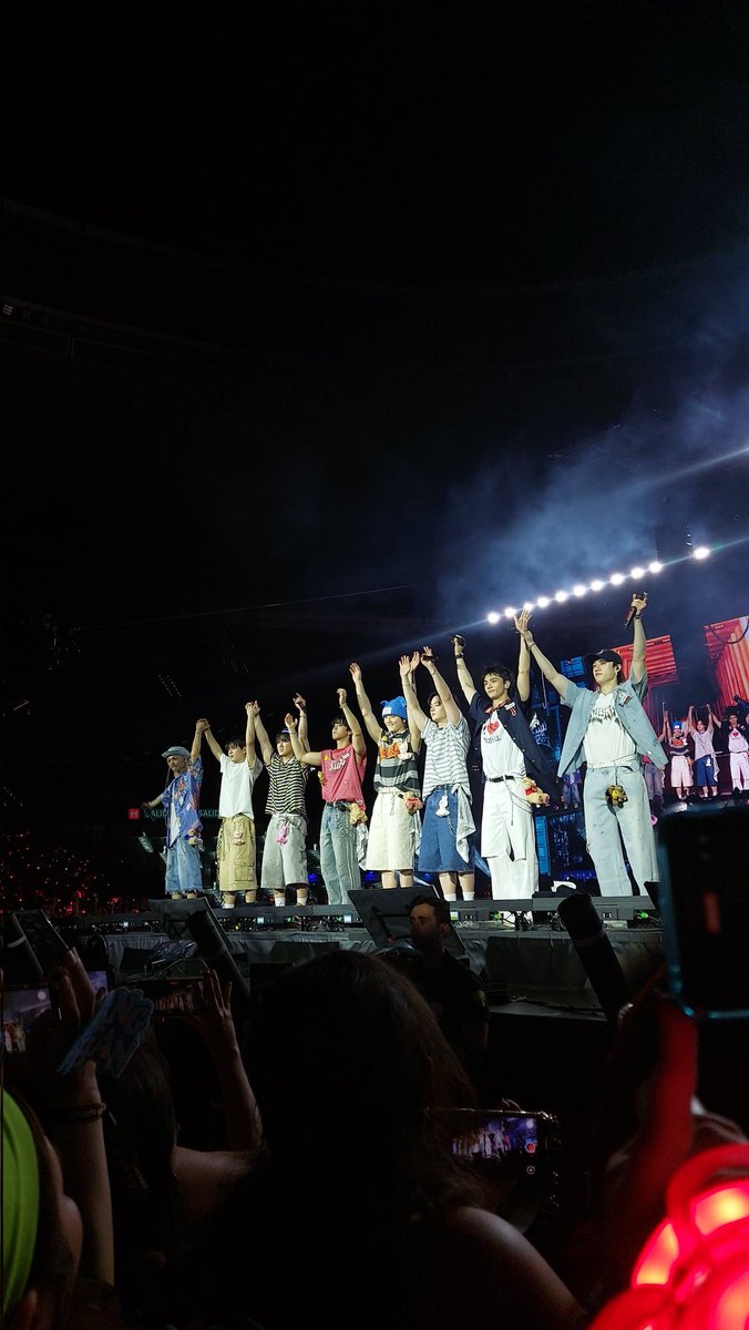 amppaaroo's tweet image. La mejor noche de toda mi vida 

#dominATE_Madrid