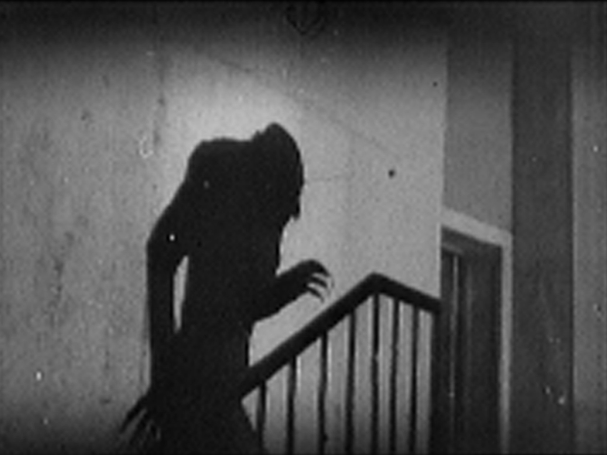 thinkingwest's tweet image. Why were older movie aesthetics way better than today's when we have color and CGI?