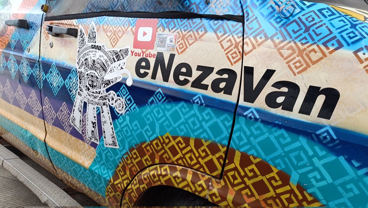 Jose_LuisMEX's tweet image. De #Neza para el mundo 🌎
Me topé en la #frontera 🇲🇽🇬🇹 con
" eNezaVan " que viene de regreso a México después de un largo recorrido regional.
Tuve el gusto de conocer a Gabriel y a Chelo, y resulta que antes éramos vecinos!