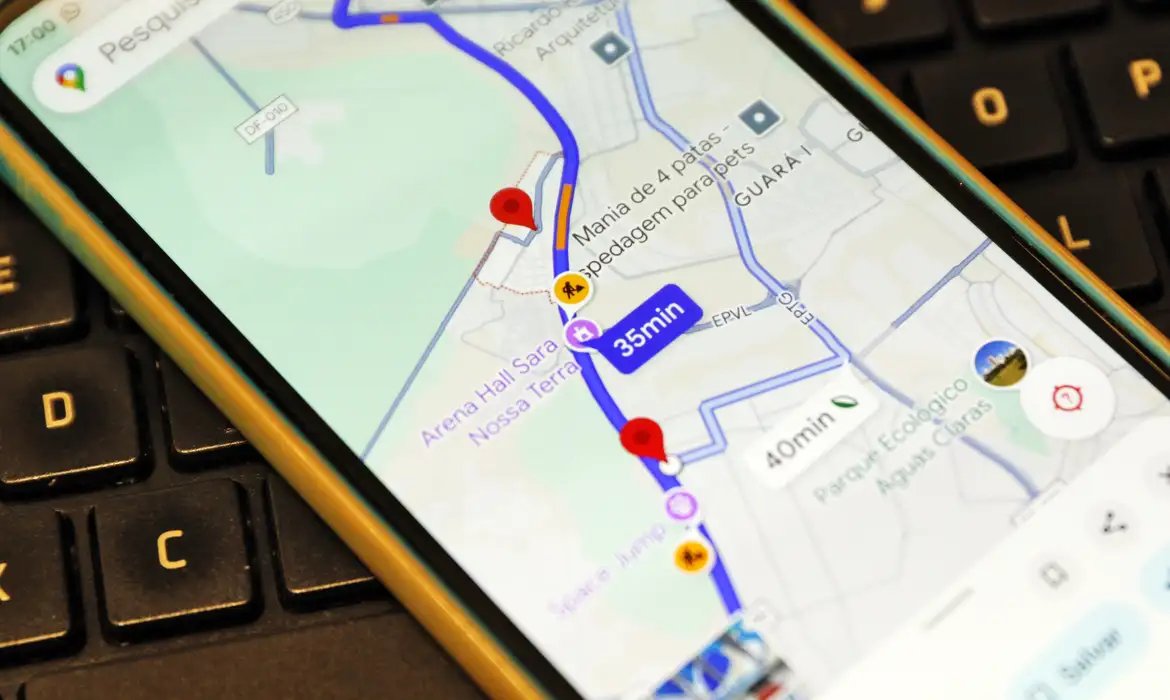 Metropoles's tweet image. ➡️ Governo avalia viabilidade de o Brasil criar seu próprio GPS
Empreendimento tem altíssima complexidade e custo
Leia: curt.link/IexKA