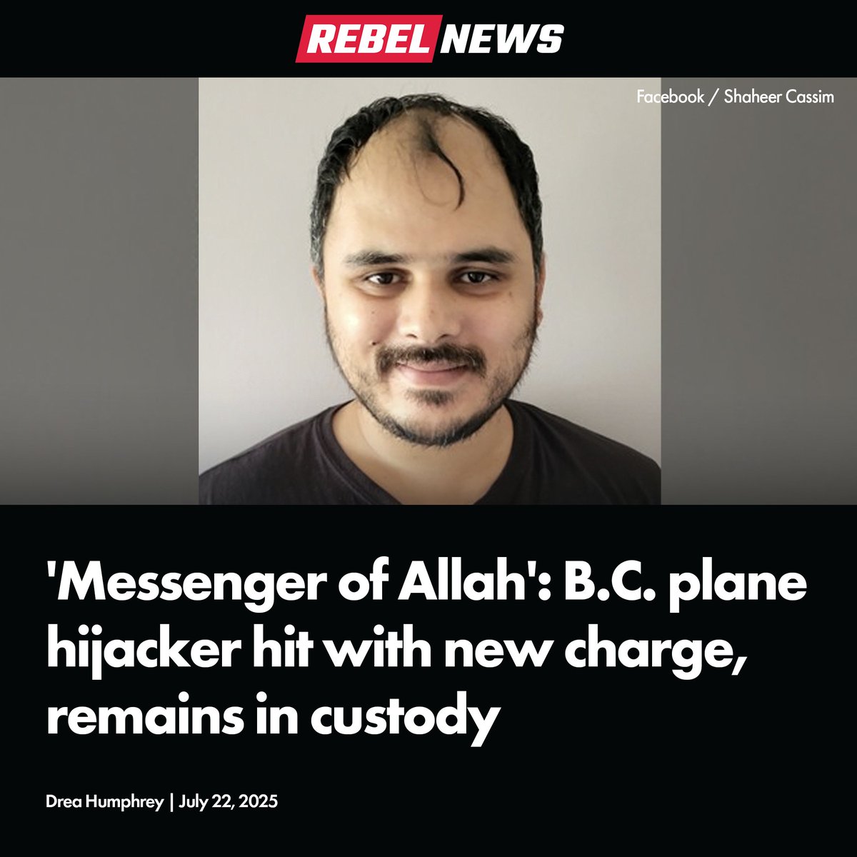 RebelNews_CA's tweet image. The man accused of threatening a flight instructor before hijacking an aircraft in Victoria, British Columbia, on July 15 appeared in Richmond Provincial Court this morning.
READ THE FULL STORY: rebelne.ws/4lShcFe
