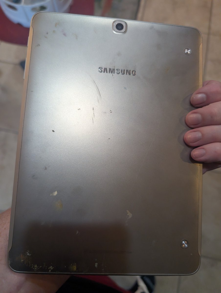 ElonTusk_4Real's tweet image. I saved up for a year for this tablet and I've taken amazing care of it for like ten years
I'm super duper duper fucking upset about this right now
This is soul crushing
I use this thing for art and video games every single day
I'm so fucking upset
