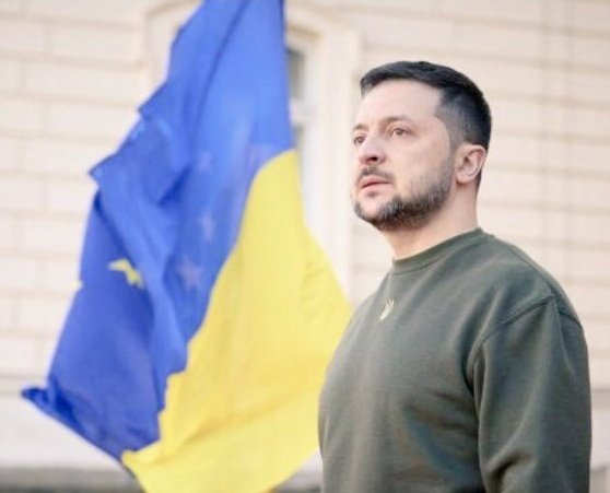 JCahayaZWH's tweet image. I'm unfollowing anyone who is jumping on the bashing bandwagon before we even have the whole story.
If you disagree with me supporting him, I can live with that & you have a right to your opinion, as do I.
Please unfollow me in that case.
I stand with President Zelenskyy. ❤️🔥