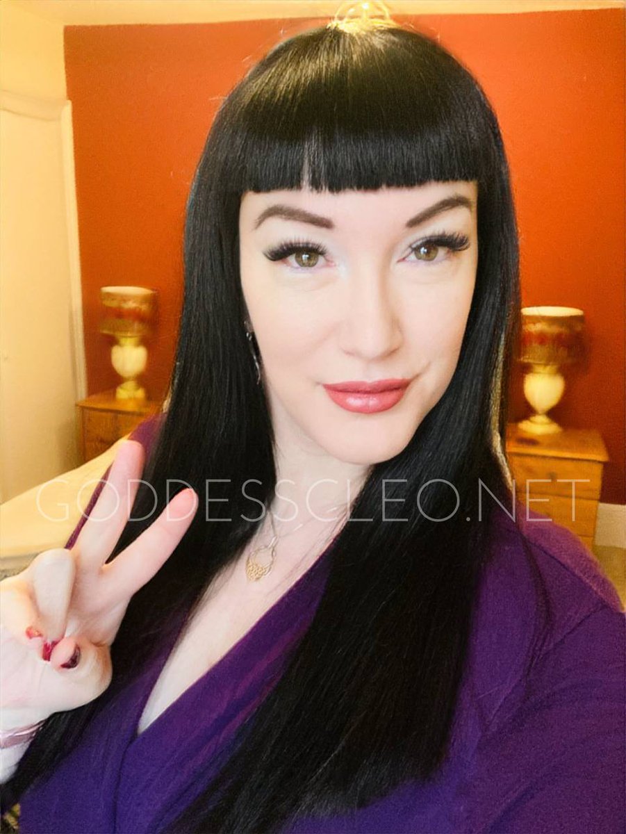 Jul &amp; Aug are very busy - you know you want to book!

Don't miss out just because of nerves. Booking a session is a great investment.

My Cheapskate rates are £150 per hour. They might be no bells,  no whisltles, &amp; literally no frills, but you'll never forget the experience...