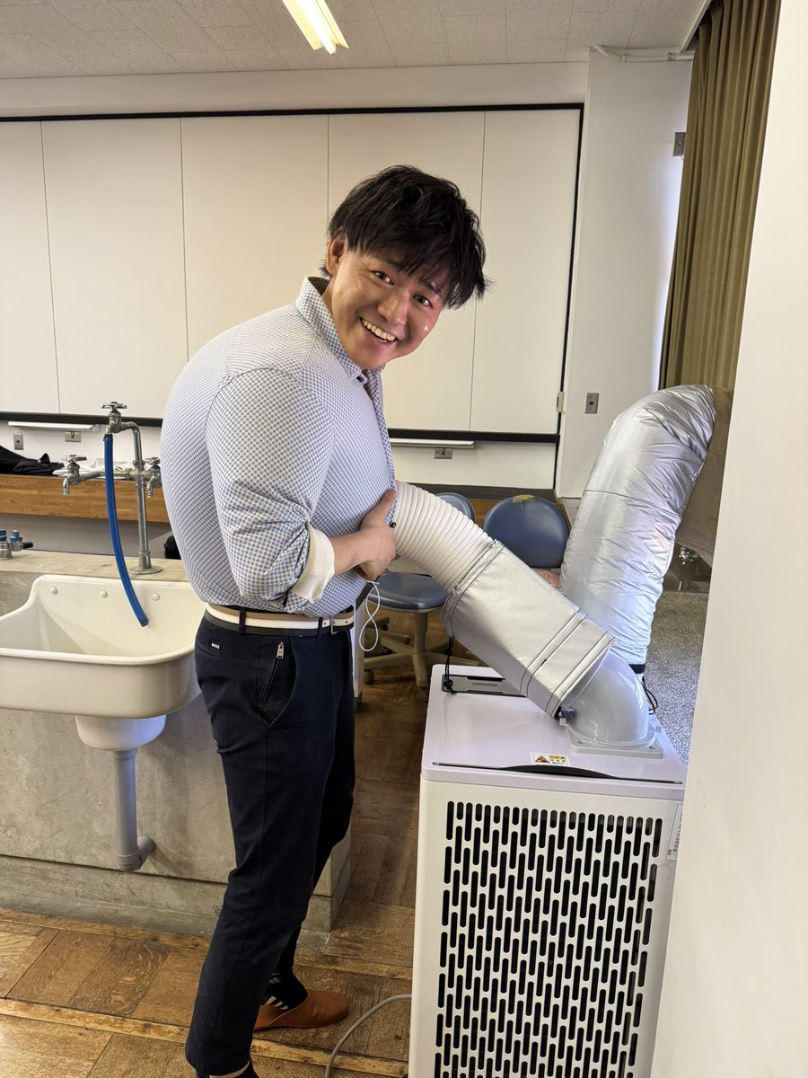 yuda_champion's tweet photo. ｶﾞｼｯ

コイツは連れてくぜ……

約束守れなくて……ゴメンな(自爆) https://t.co/DNHiS0oSgH