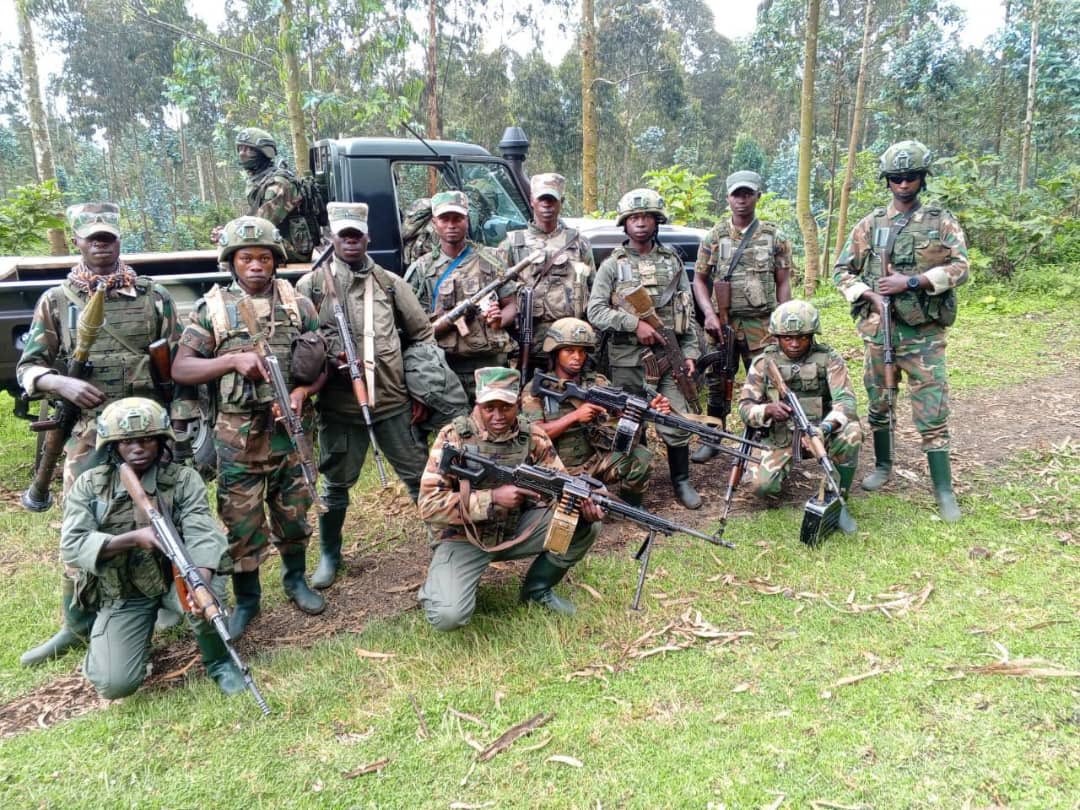 eyesoncongo's tweet image. #DRCongo #RDC_M23: 🇨🇩
Three days after the signing of the Declaration of Principles in Doha, M23 rebels seize Luke and Katobotobo after violent clashes with the Wazalendo.
Hopes for a lull in fighting in the eastern Democratic Republic of Congo were short-lived. Less than a…