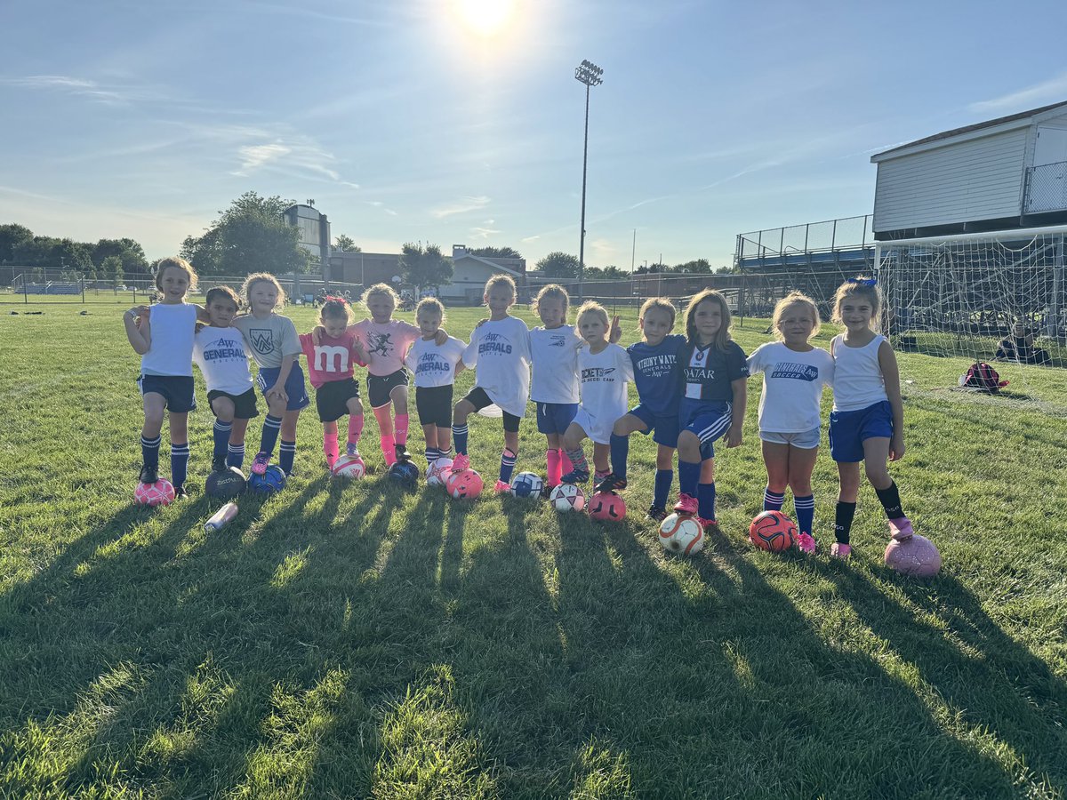 AWHSSoccer's tweet image. Twinkie Tuesday was a huge success!! Can't wait to see all the funky socks tomorrow!!