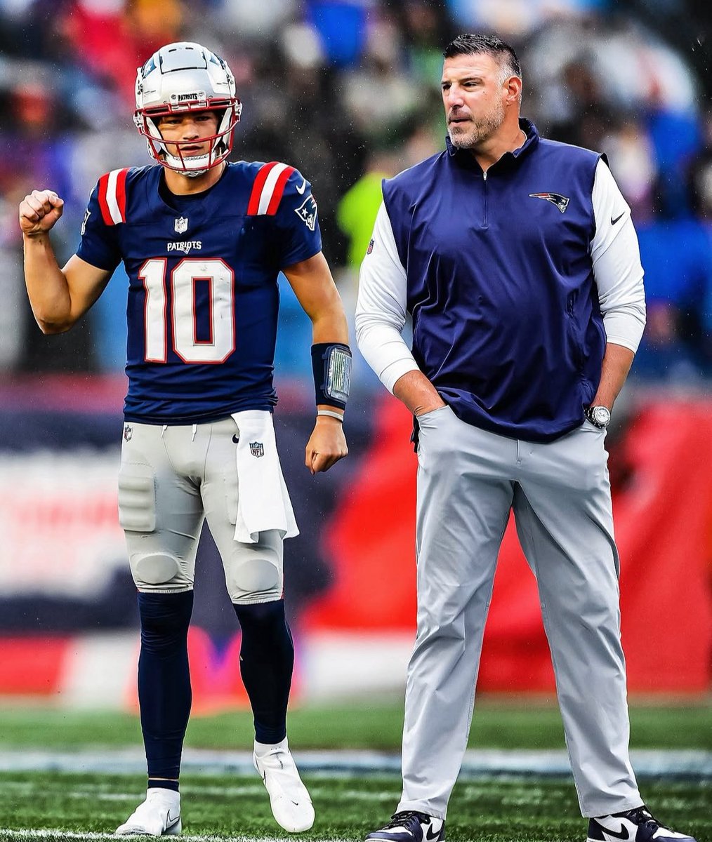 OddsShark's tweet image. Question of the day:
How many games will the New England Patriots win in 2025? ✍️ ⬇️