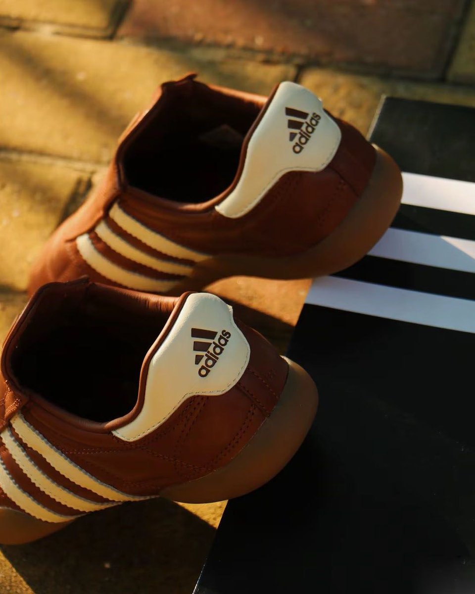KicksFinder's tweet image. Ad: A stylish silhouette inspired by the world of martial arts. Available via adidas US
W adidas Taekwondo Mei "Preloved Brown"
FREE shipping
>> buff.ly/PrTOLi0