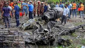 ✍️ 🚨: बांग्लादेश में लगातार हिंदुओं के मारे जाने और हिन्दू महिलाओं के साथ बलात्कार की घटनाएं सामने आने के बीच भारत से बड़ी खबर है👇

🔥भारत से जल्द ही एक बर्न स्पेशलिस्ट मेडिकल टीम ढाका के लिए रवाना होगी ।

विदेश मंत्रालय ने जारी बयान में बताया है कि विमान दुर्घटना में पीड़ितों