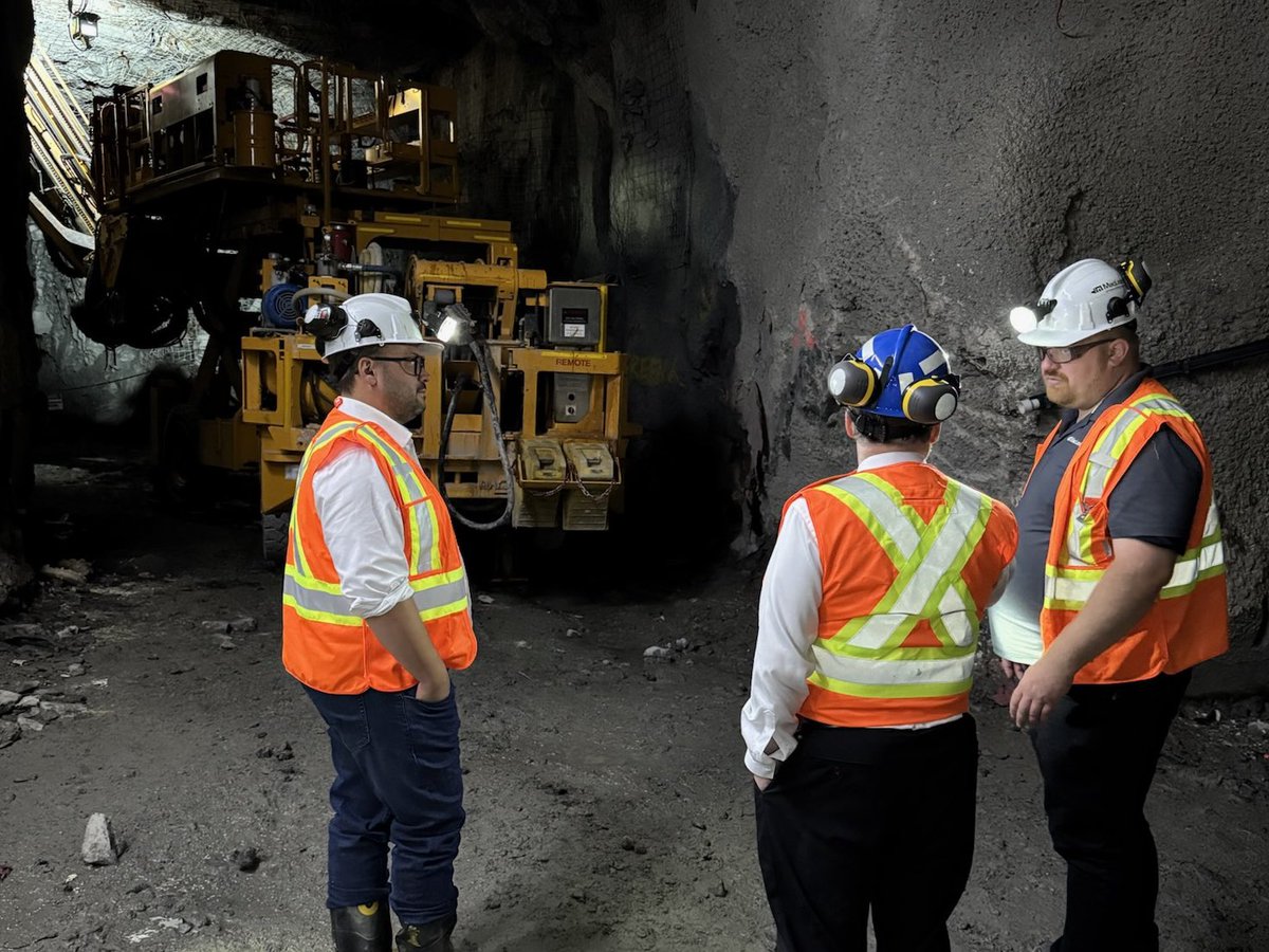 ToddJMcCarthy's tweet image. This afternoon, PA @ChrisScottPC and I met with representatives from the MacLean Research and Training Facility and toured the Ducky Mine, an underground facility used for the research, development, and testing of advanced mining equipment. It was impressive to see the…