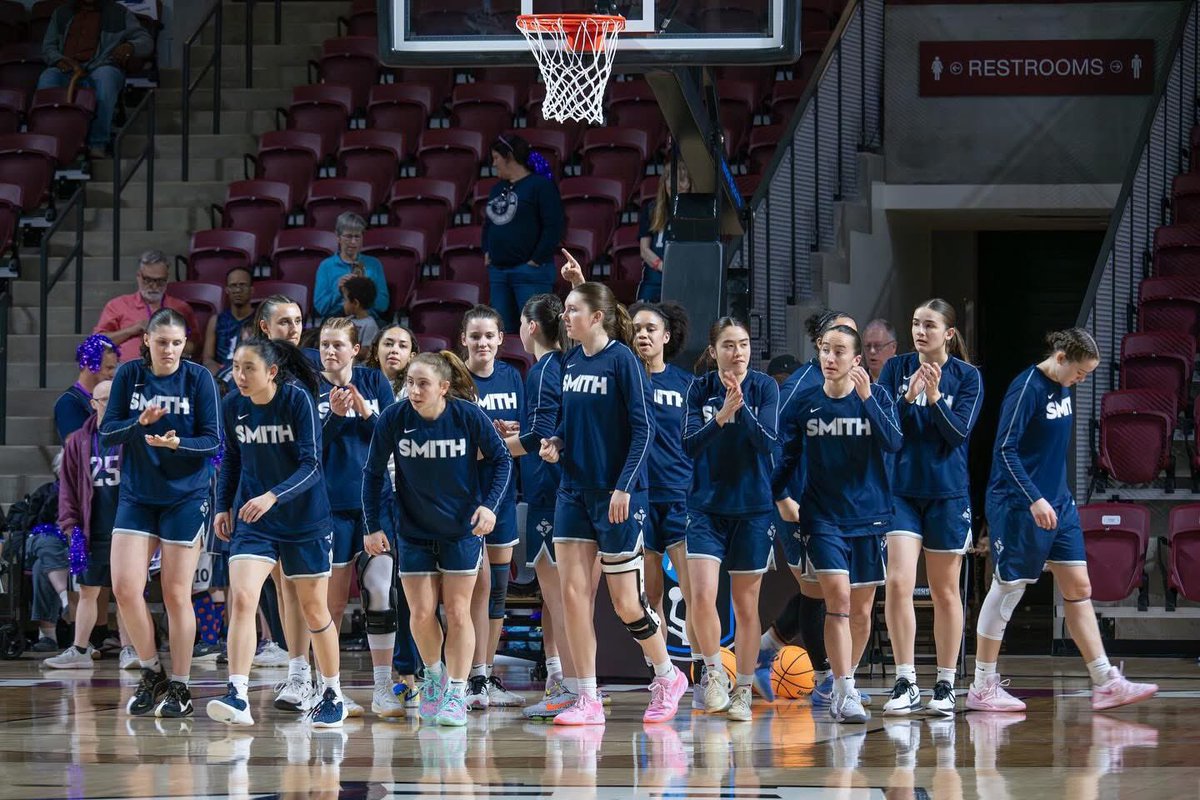 SC_BBall's tweet image. ๐๐ซ๐๐๐๐๐๐ก๐๐ on the court & in the classroom ๐ค
Smith basketball lands 20th in the nation on the WBCA Top 25 Academic Honor Roll with a 3.735 team GPA!
Go Bears ๐ป
๐ wbca.org/news/2024-25-aโฆ