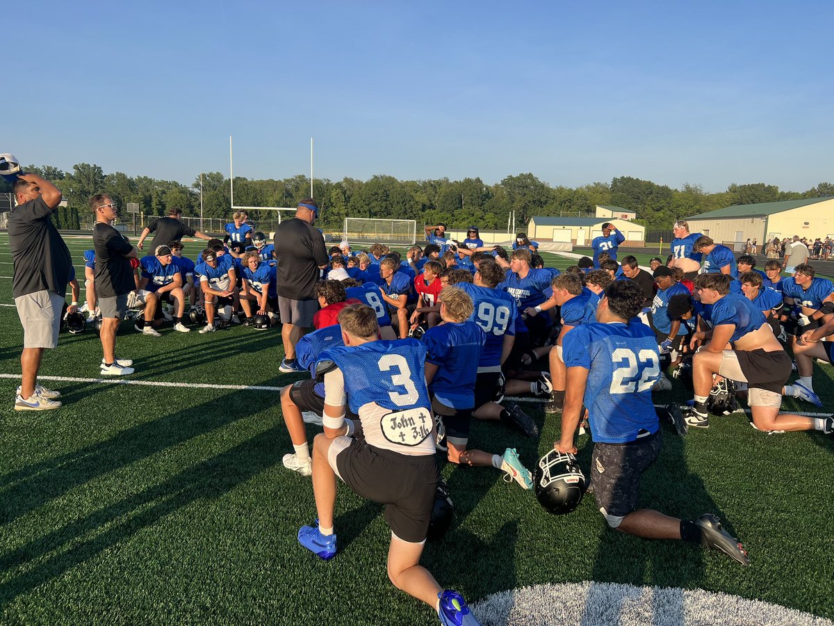 Thank you to Wheeler HS for hosting our last scrimmage of the summer 🟦⬜️🏈

#WeAreLC #FAMILY