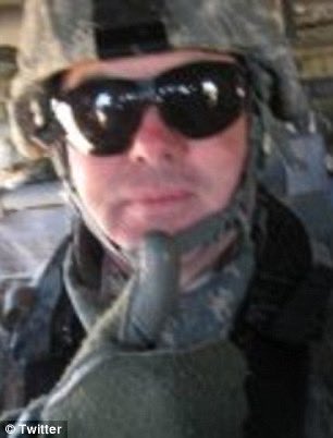 gr52275's tweet image. Chopper into Iraq in 2007. Surprisingly cold.