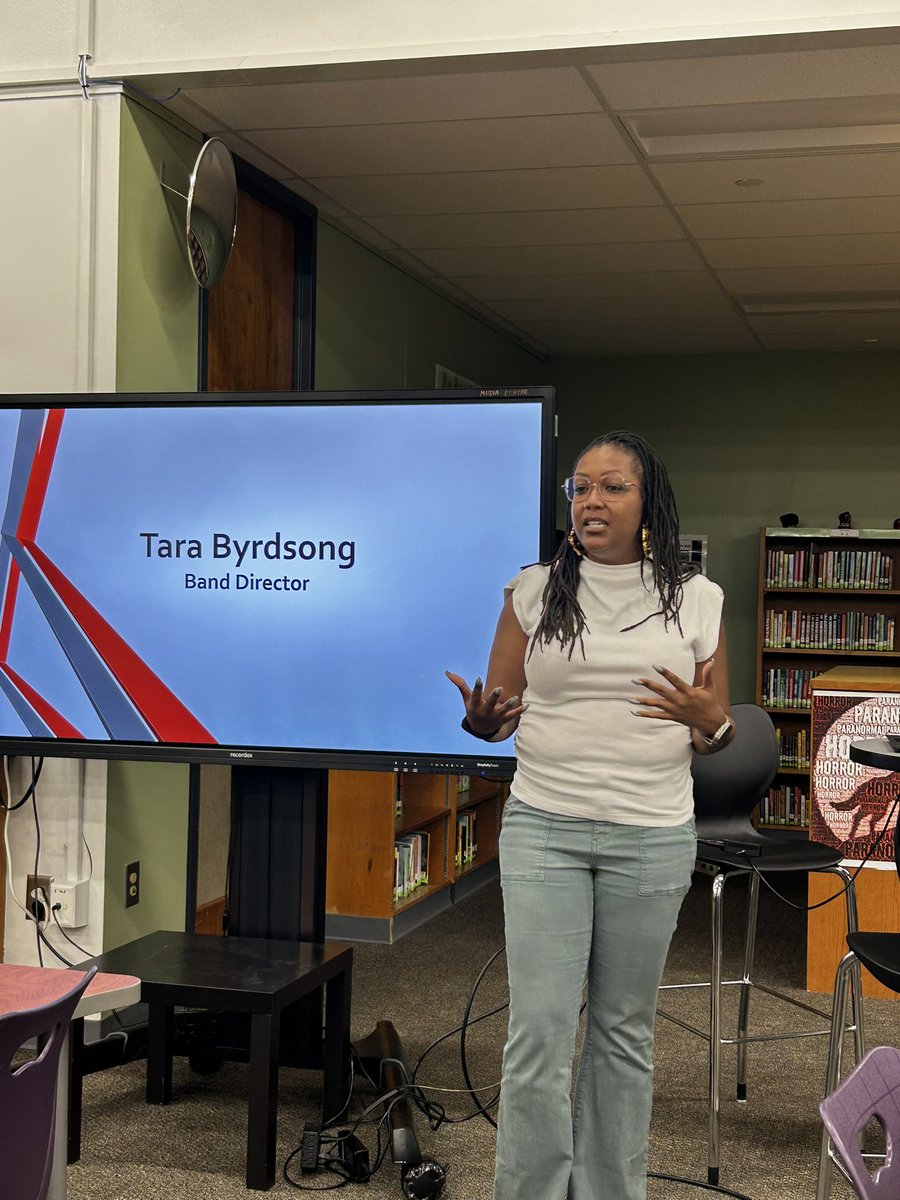 Garrett Gators (@garrettmsgators) on Twitter photo The <a href="/GarrettMSGators/">Garrett Gators</a> admin team enjoyed welcoming new teachers today. Their passion, energy, and excitement will help students grow, learn, and thrive. Thanks Ms. Byrdsong for sharing about your first year at Garrett. The <a href="/GarrettMSGators/">Garrett Gators</a> admin team enjoyed welcoming new teachers today. Their passion, energy, and excitement will help students grow, learn, and thrive. Thanks Ms. Byrdsong for sharing about your first year at Garrett.
