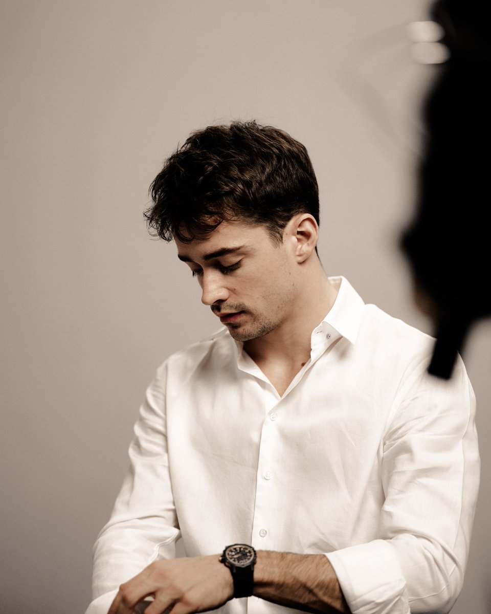 ​ ​ ​ ​𝖭𝖺t𝘩𝖺𝗇. tweet media