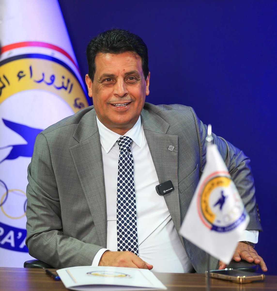 Ali_nori2000's tweet image. المدرب عبدالغني شهد بعد توقيعه رسميا لتدريب النوارس يؤكد :
جئت حتى اكمل مشروع الزوراء، ومستعدون لكتابة التاريخ سوياً مع هذا النادي الكبير.
