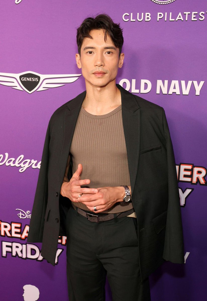mannyfiles's tweet image. Manny Jacinto stuns for ‘FREAKIER FRIDAY’ premiere in LA.