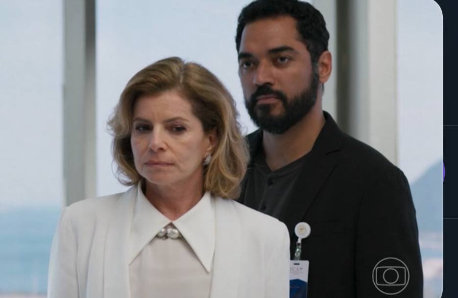 babi's tweet image. ela é MUITO Fodete Roitman
queria saber onde ela faz reposição hormonal pra ter a libido dela #ValeTudo