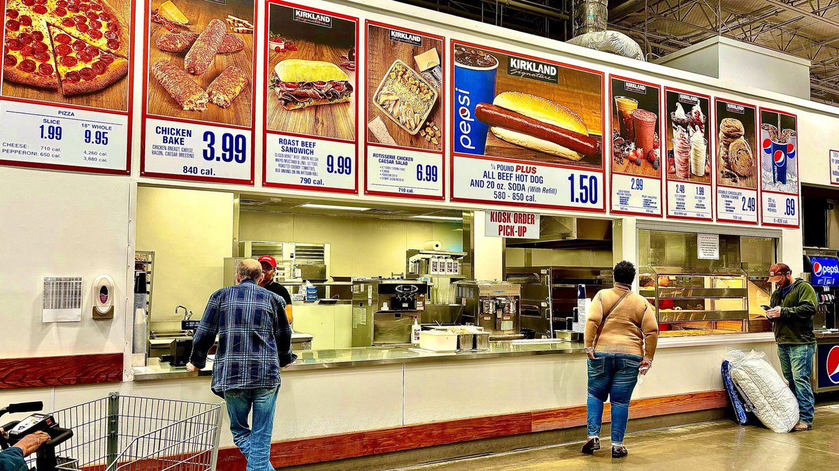 boxcardavid's tweet image. I propose a hardware meetup at the SoMa Costco food court on sundays at 11am. See, if it鈥檚 a bust then you鈥檙e still at a Costco which you needed to be at anyways to buy some shit.
Dogs on me.