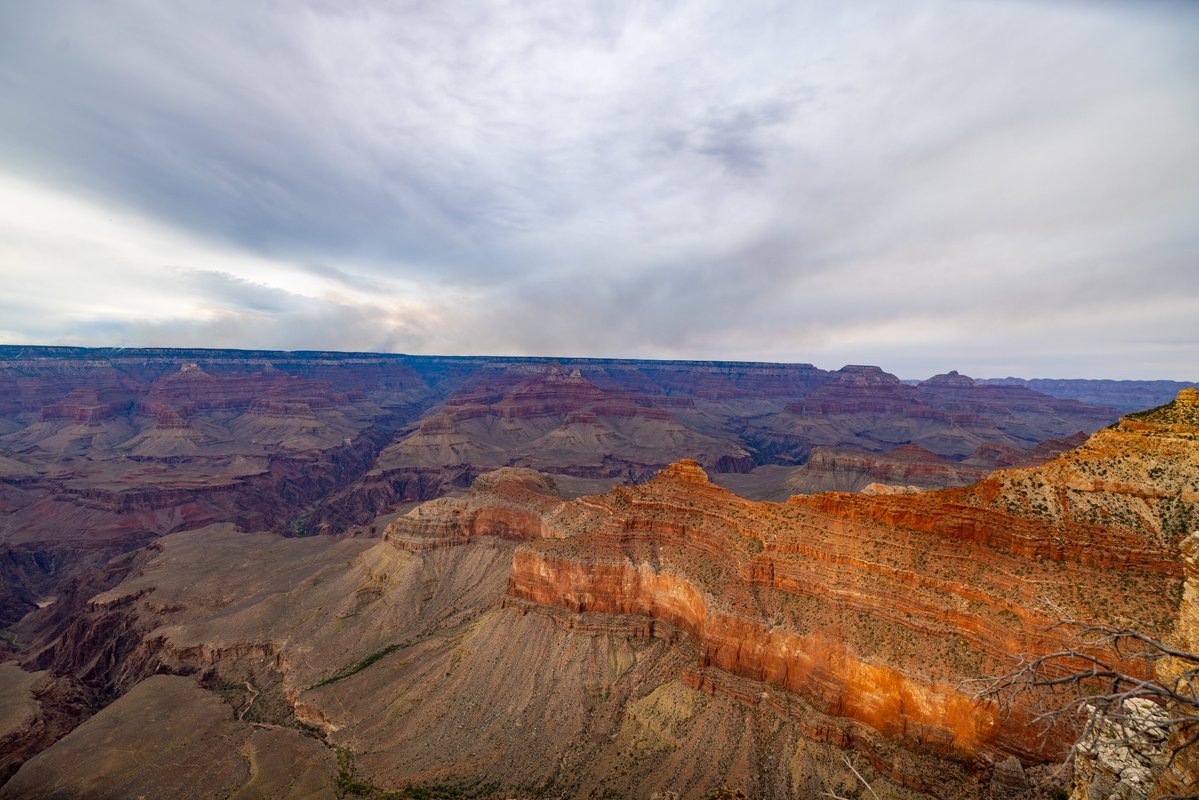 JEHazel75's tweet image. A break from Tesla Diner photos Here are some photos from our Grand Canyon pit stop on the way out to California.