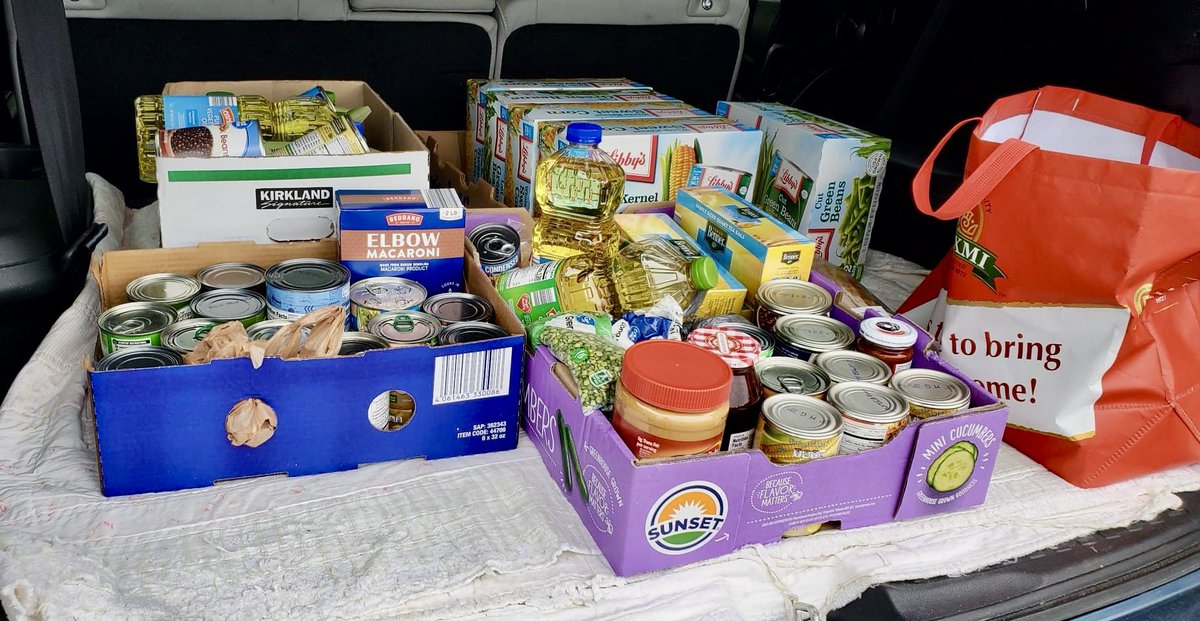 Bohras_USA's tweet image. In collaboration with @ICNARelief, volunteers from the #NorthChicago #DawoodiBohra community contributed non-perishable food items to support local families through @ProjectRiseDB.