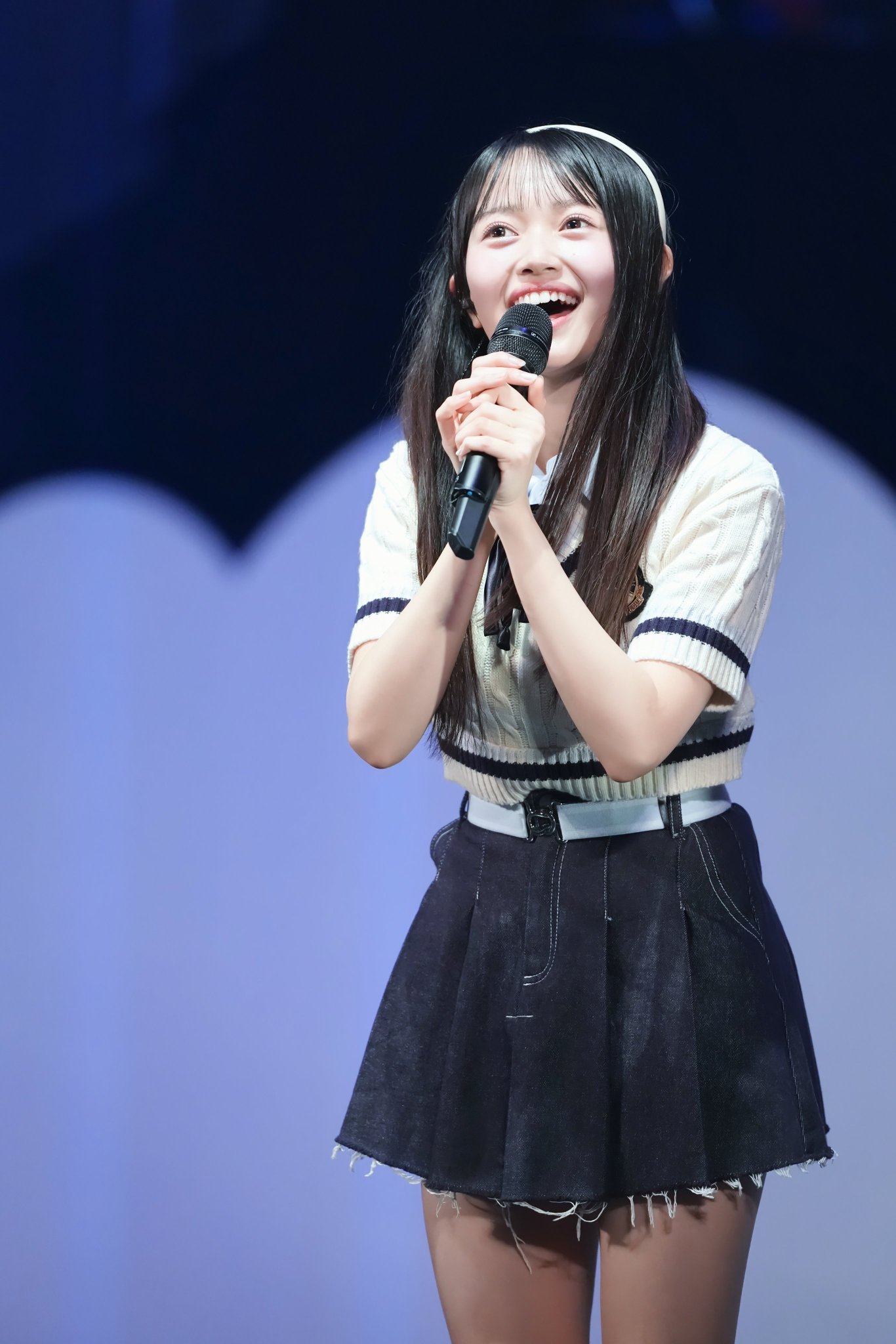 AKB48 春コン SPECIALくじ 花田藍衣　サインうちわ 花田藍衣 AKB48 18期生 昇格記念 LIVE 生写真 直筆 サイン