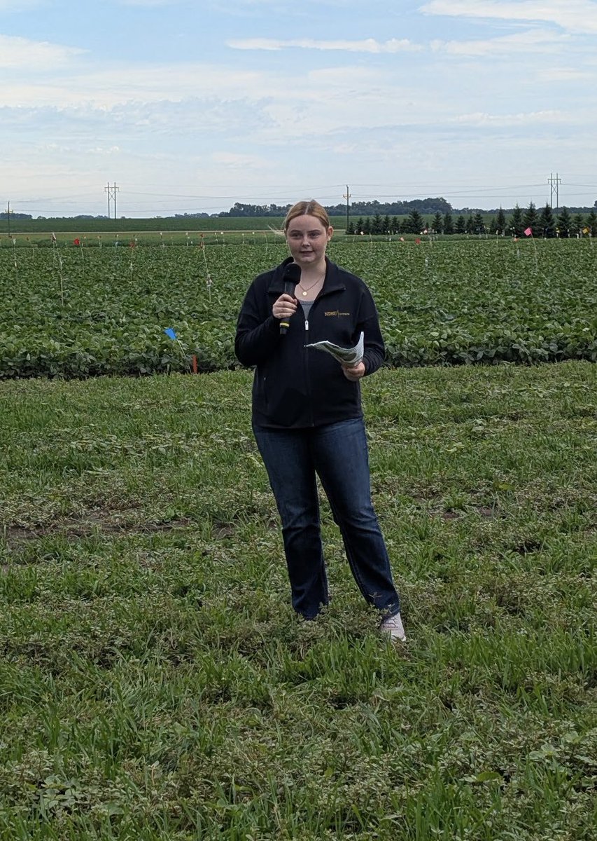 BisonBeanDoc's tweet image. Today, my masters student Vanessa Louks presented her research on seed treatment effects on managing root rots in soybeans at the Carrington Field Day. Lots of great data that will help farmers make more informed decisions on their operations. Makes me a proud advisor!