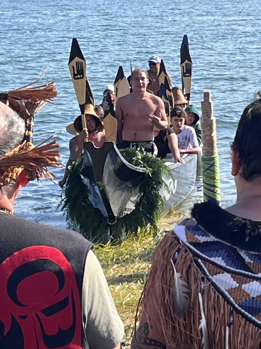 TheDHTaylor's tweet image. Here in Comox, BC for the Canoe Journey 2025. An honour to be on the beach watching… though few things can really beat a birchbark canoe. But I may be somewhat biased…